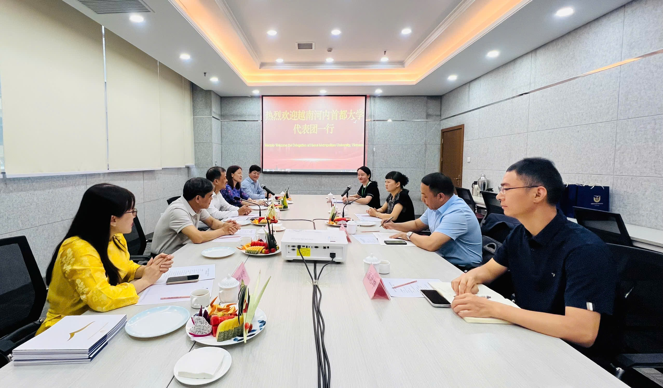 MỞ RỘNG HỢP TÁC GIÁO DỤC, KẾT NỐI VĂN HÓA, HƯỚNG TỚI PHÁT TRIỂN BỀN VỮNG